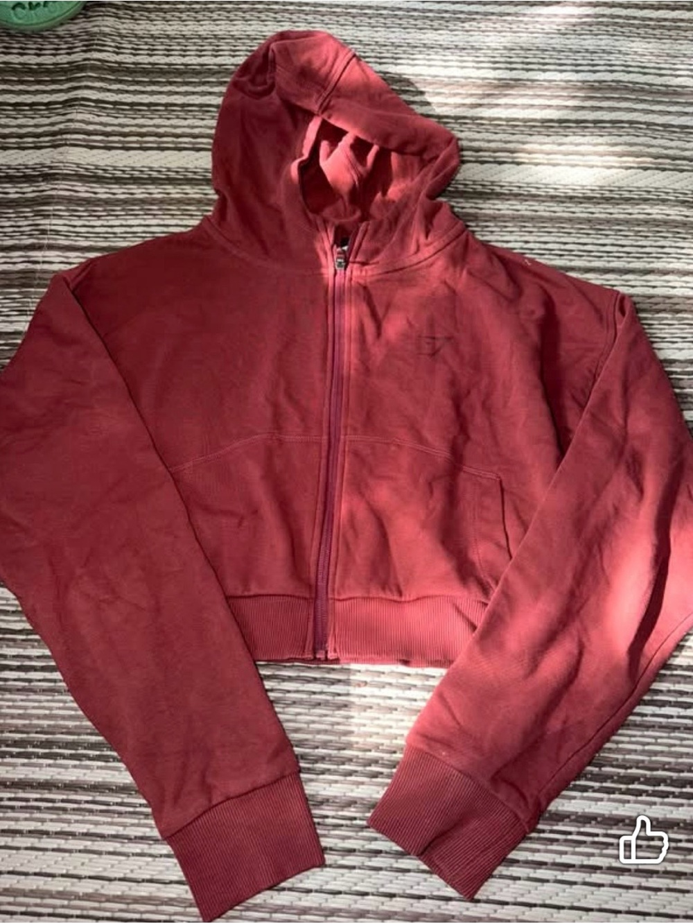 Women's cropped zip-up hoodie